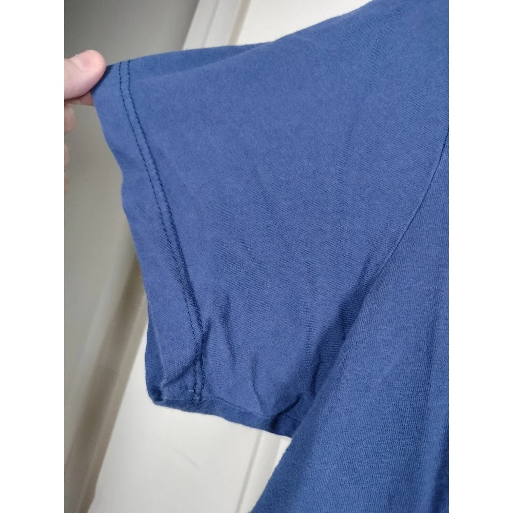 True Religion Exclamation Pocket Tee Blue Men's XL Fits Slim L / M‎ 21.5x26.5